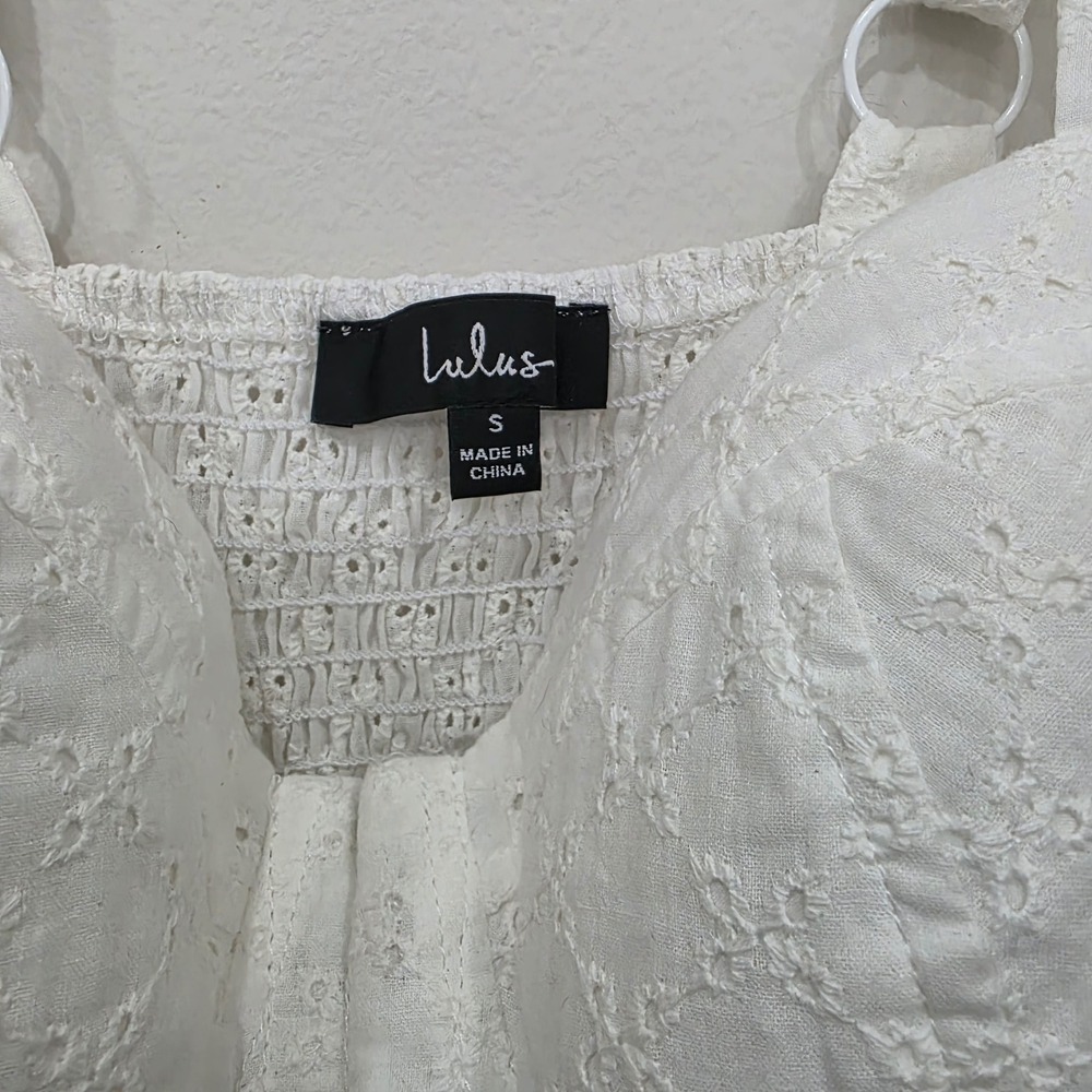 Lulus White Eyelet Lace Corset Top Adjustable Straps Smocked Back Small - Picture 2 of 4